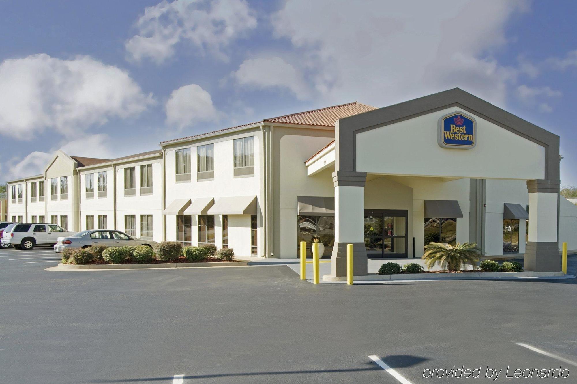 Park Inn By Radisson Albany Exterior photo