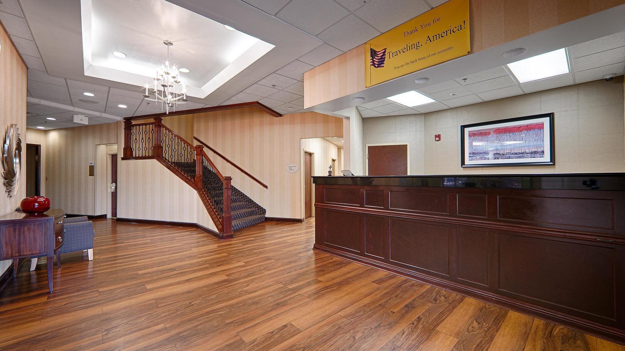 Park Inn By Radisson Albany Exterior photo