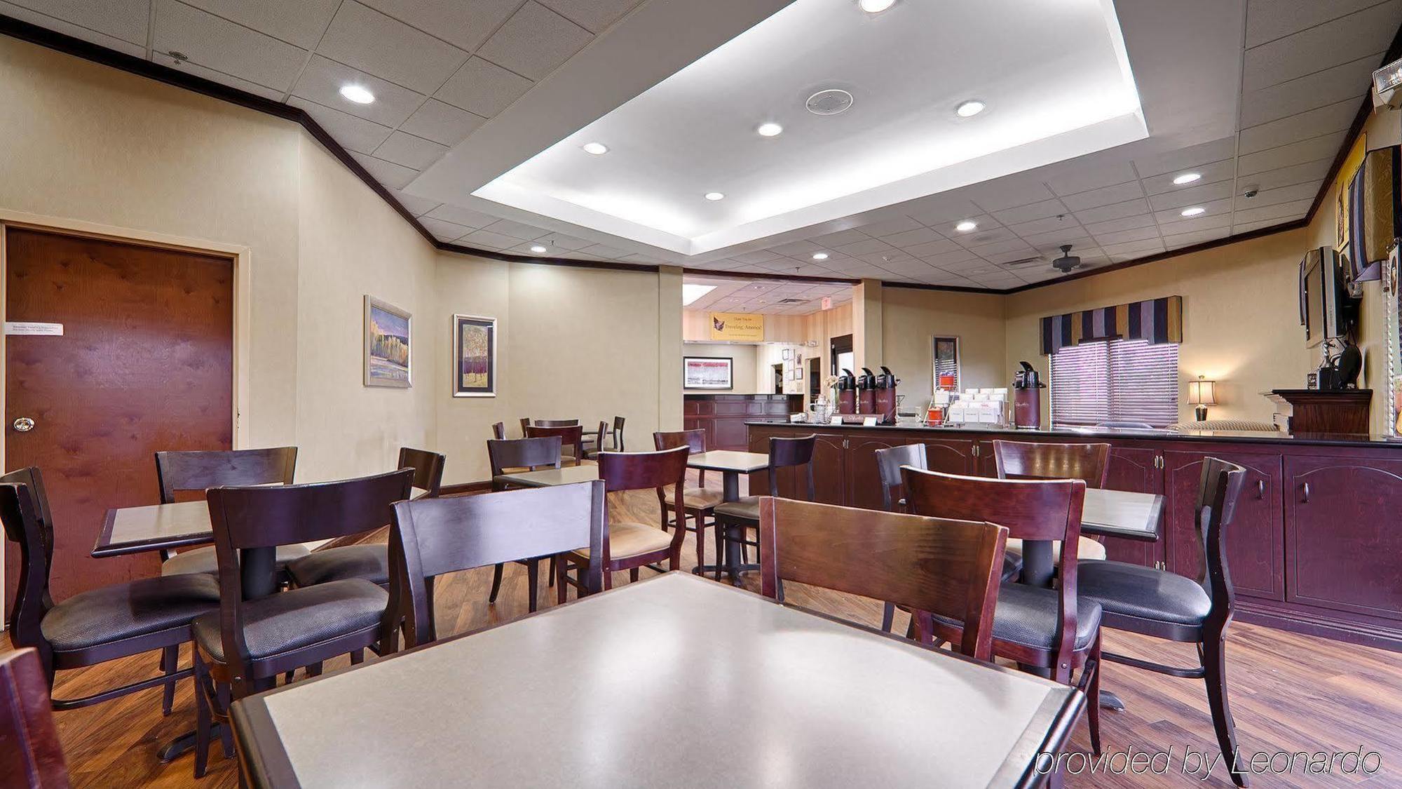 Park Inn By Radisson Albany Exterior photo